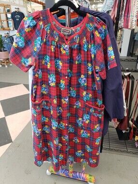 Vintage 1980s Muumuu House Dress